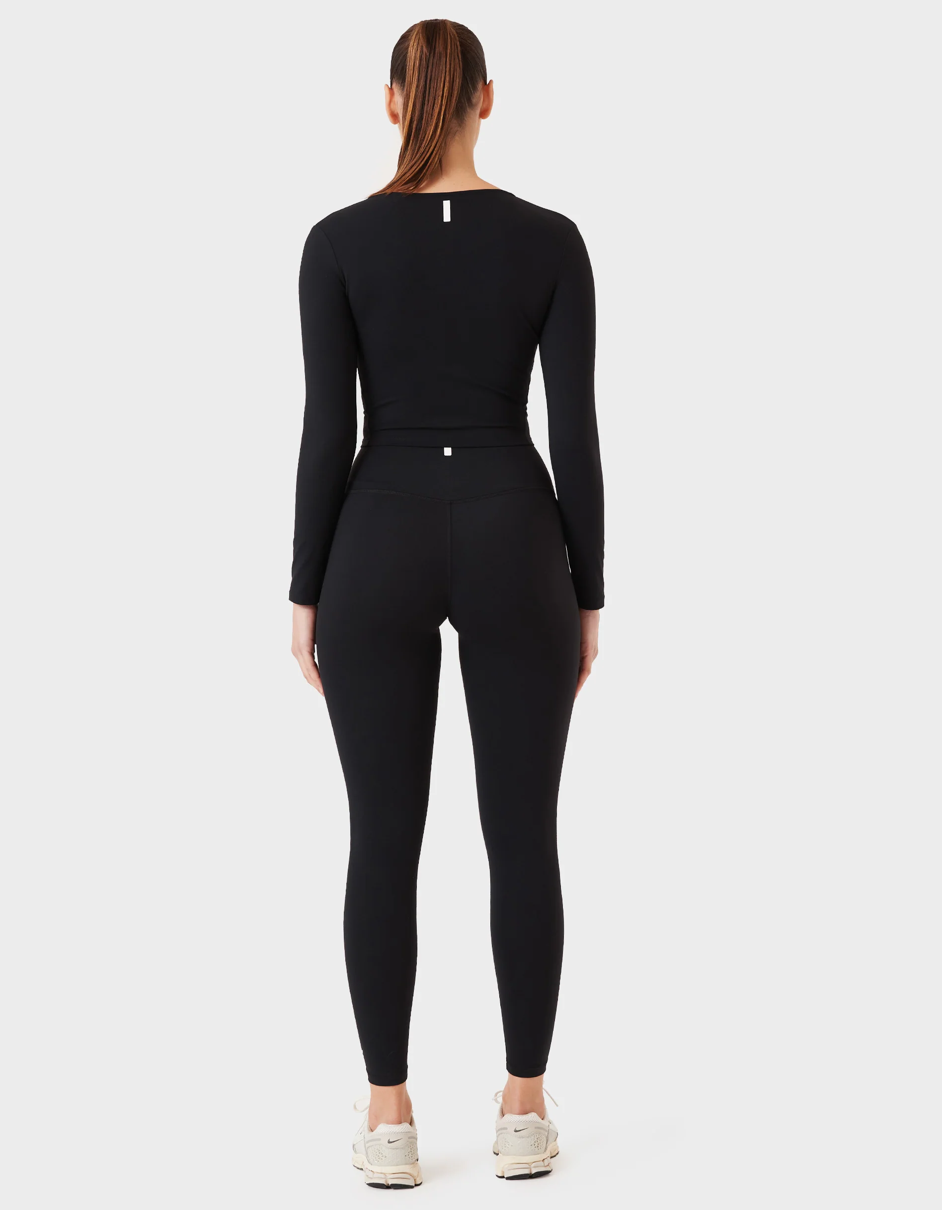 FITform Scoop Long Sleeve Black - Image 7