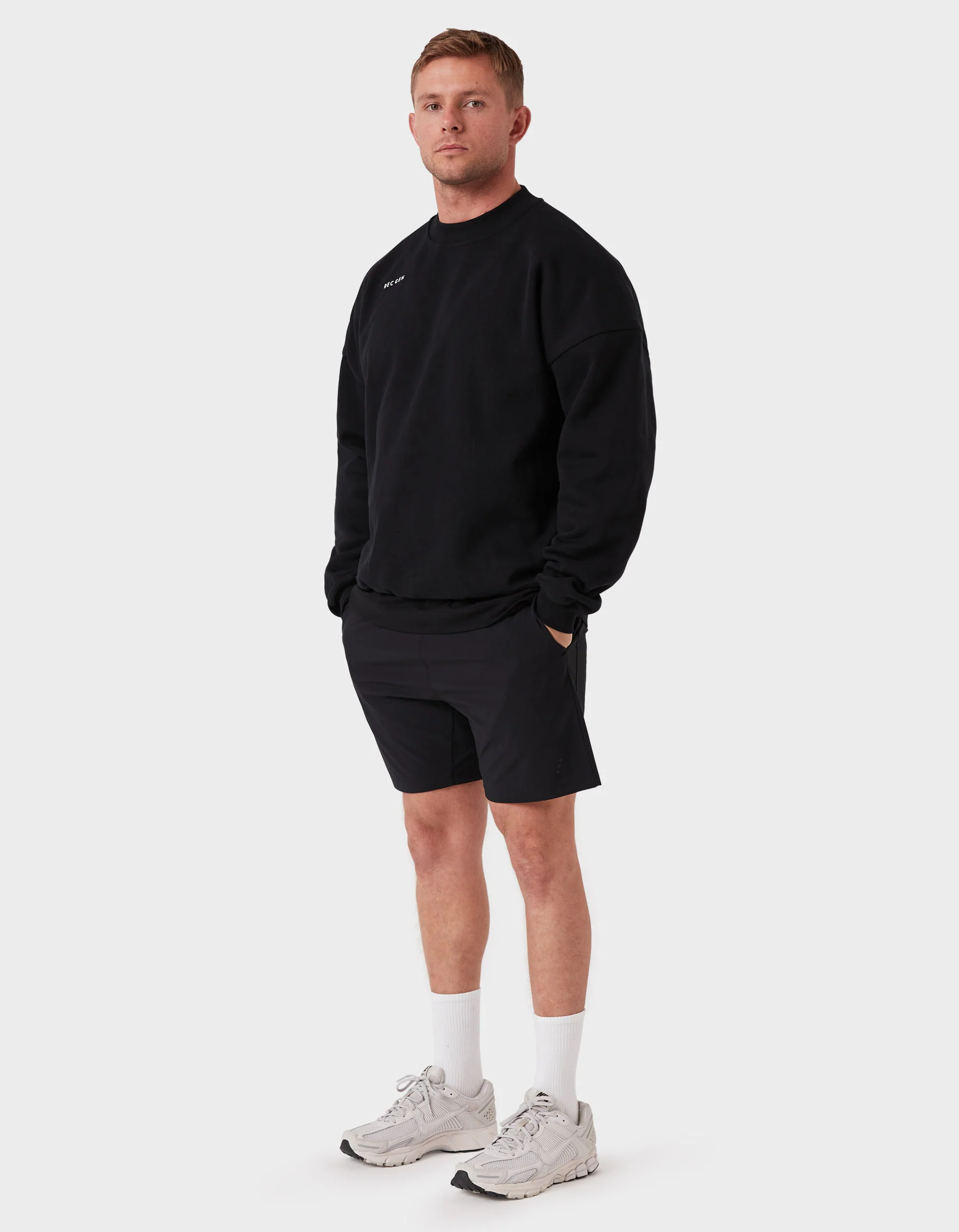 Mass Fleece Crew Black - Image 6