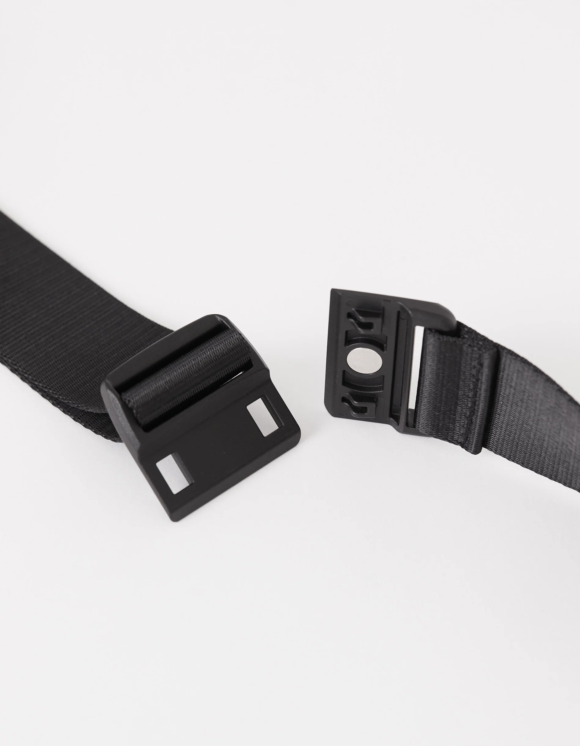 Strap Bag Black - Image 4