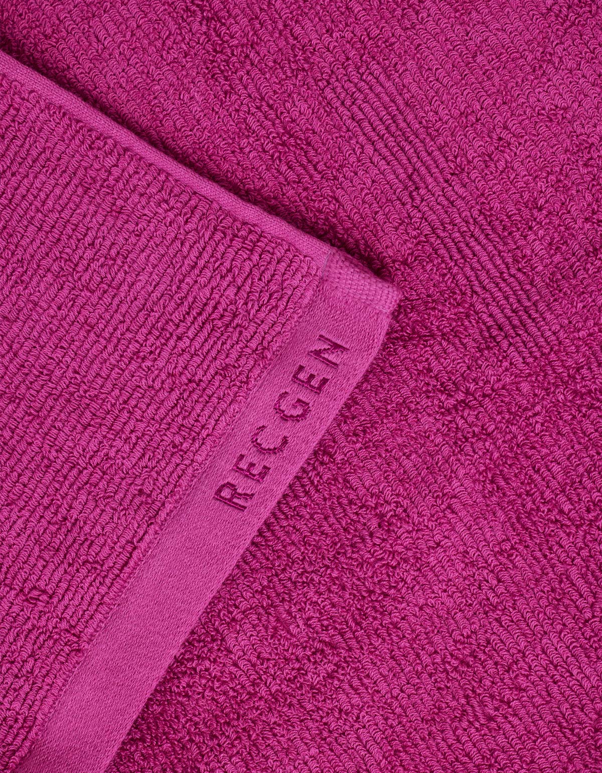 Train Towel Magenta - Image 3